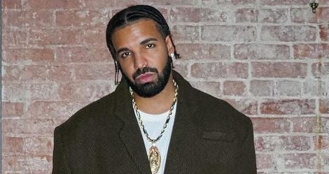 Drake quebra recorde de Michael Jackson e publica foto inusitada; veja