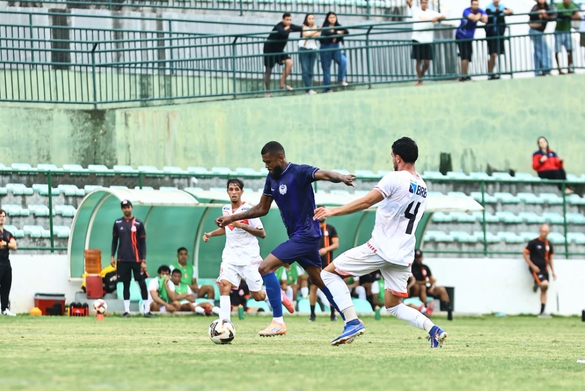 Candangão Série B: Taguatinga e Legião empatam no jogo de ida da semifinal