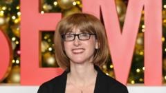 A verdadeira identidade da autora do best-seller 'A Empregada', Freida McFadden