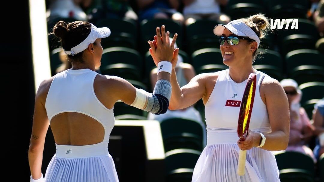 Linda Noskova derrota compatriota e conquista título inédito de Wimbledon