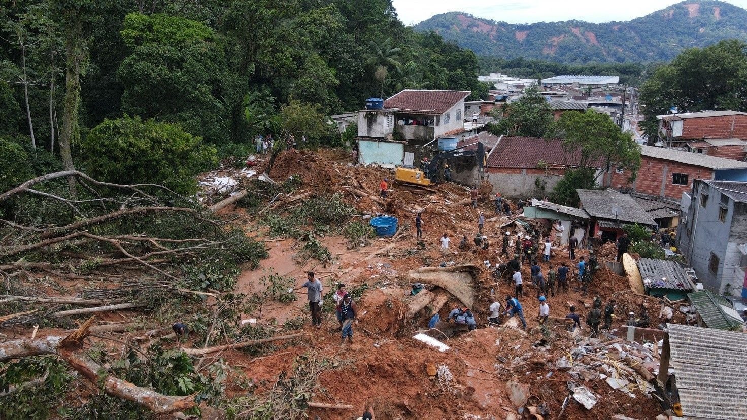 Italiano aciona Justiça do ES após navio ser atingido por ondas de 7 metros