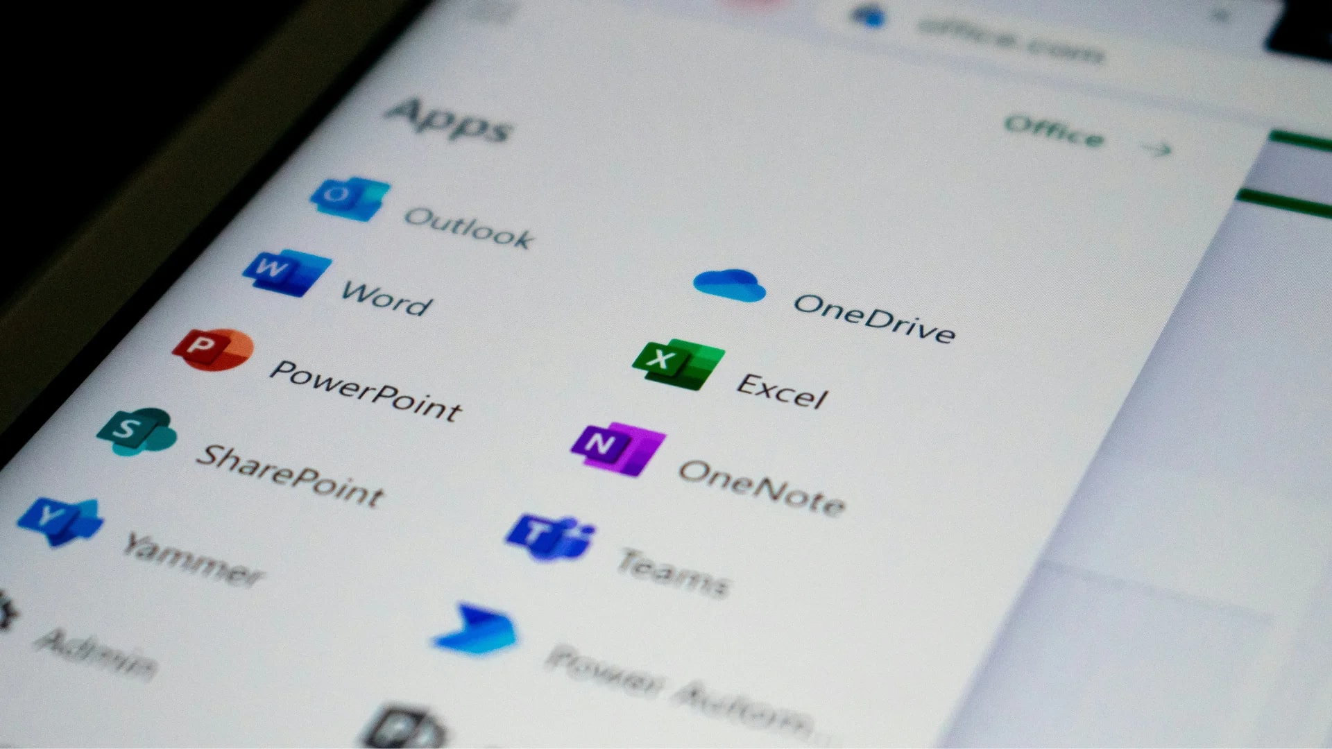 Dev cria “clone gratuito” do Photoshop, Word e Excel com ajuda da IA