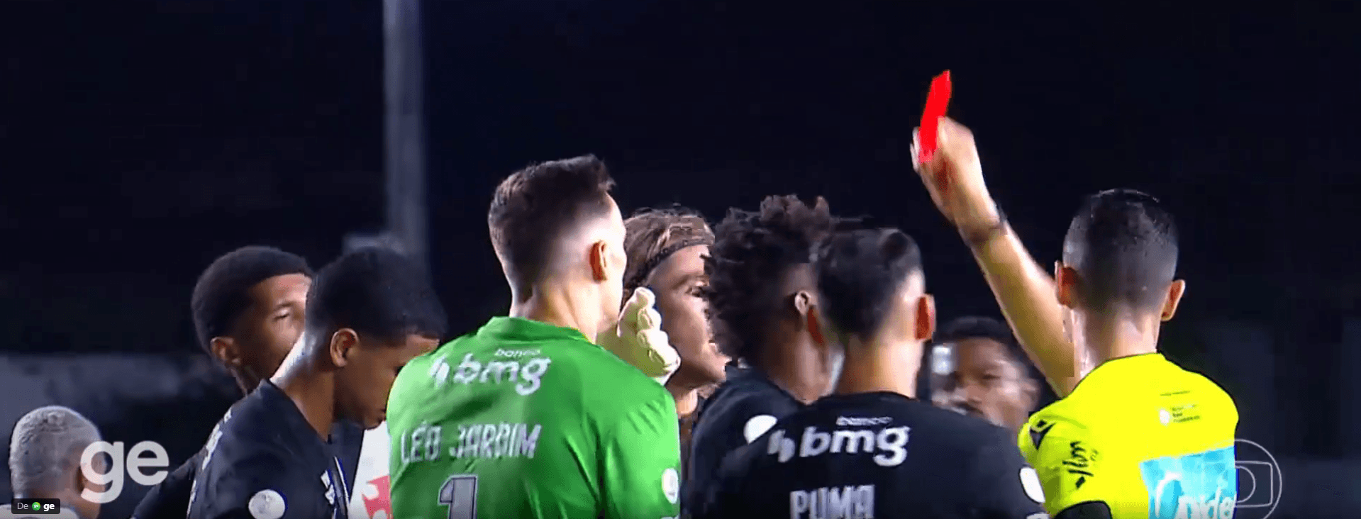 Vasco 1 x 0 Vitória: veja melhores momentos pelas quartas da Copa do Brasil