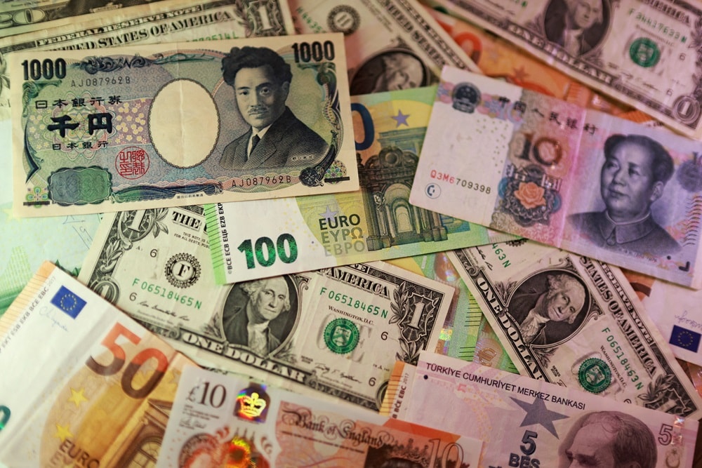 Juros globais disparam e abalam mercado: o que está acontecendo e como fica o Brasil?