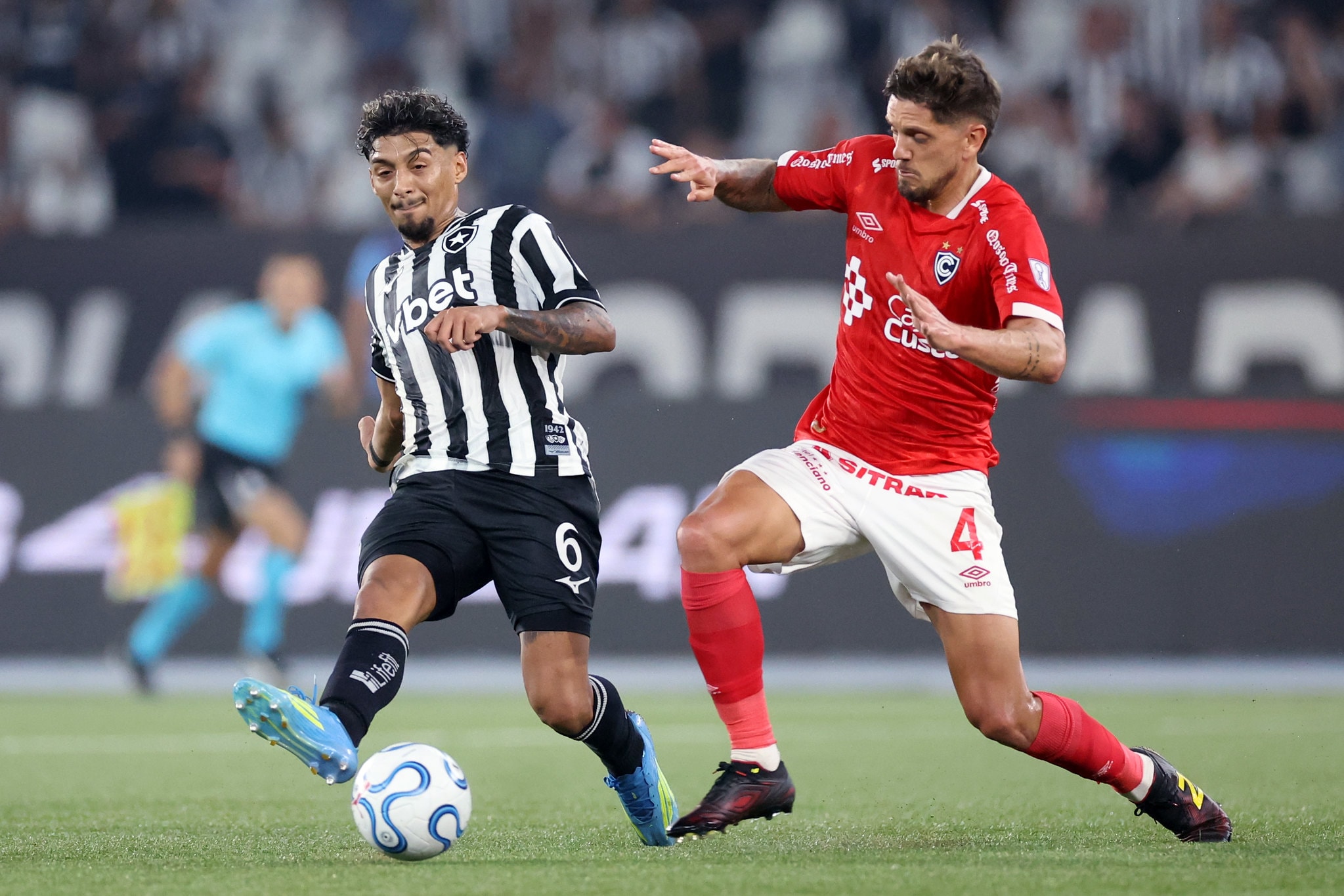 Time peruano goleia Cienciano e provoca o Botafogo: "Não era difícil"