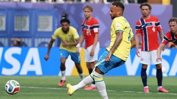 Famosos comentam derrota do Brasil na Copa do Mundo: “Coração quebrado”
