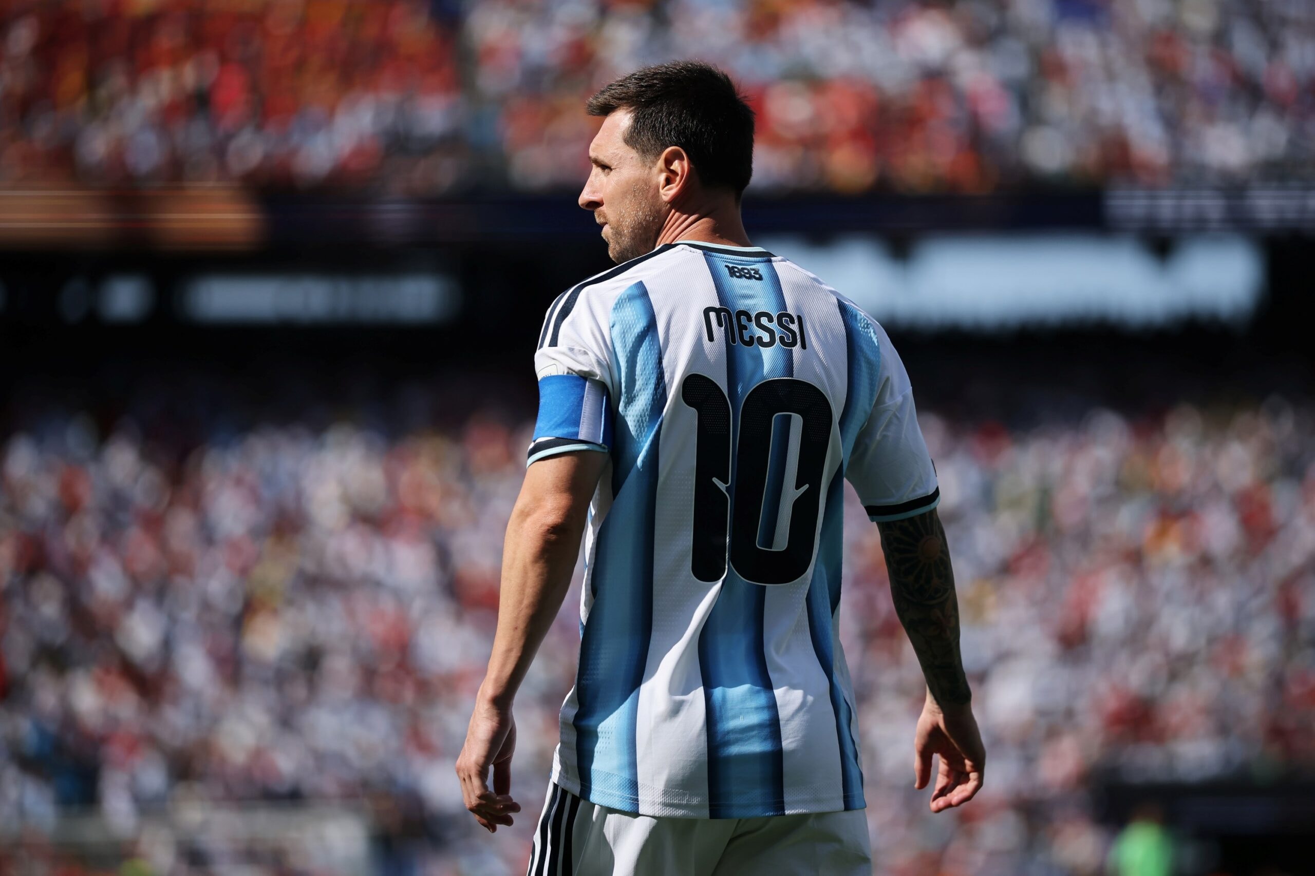 Copa do Mundo: após vice, Messi não voltará à Argentina com delegação