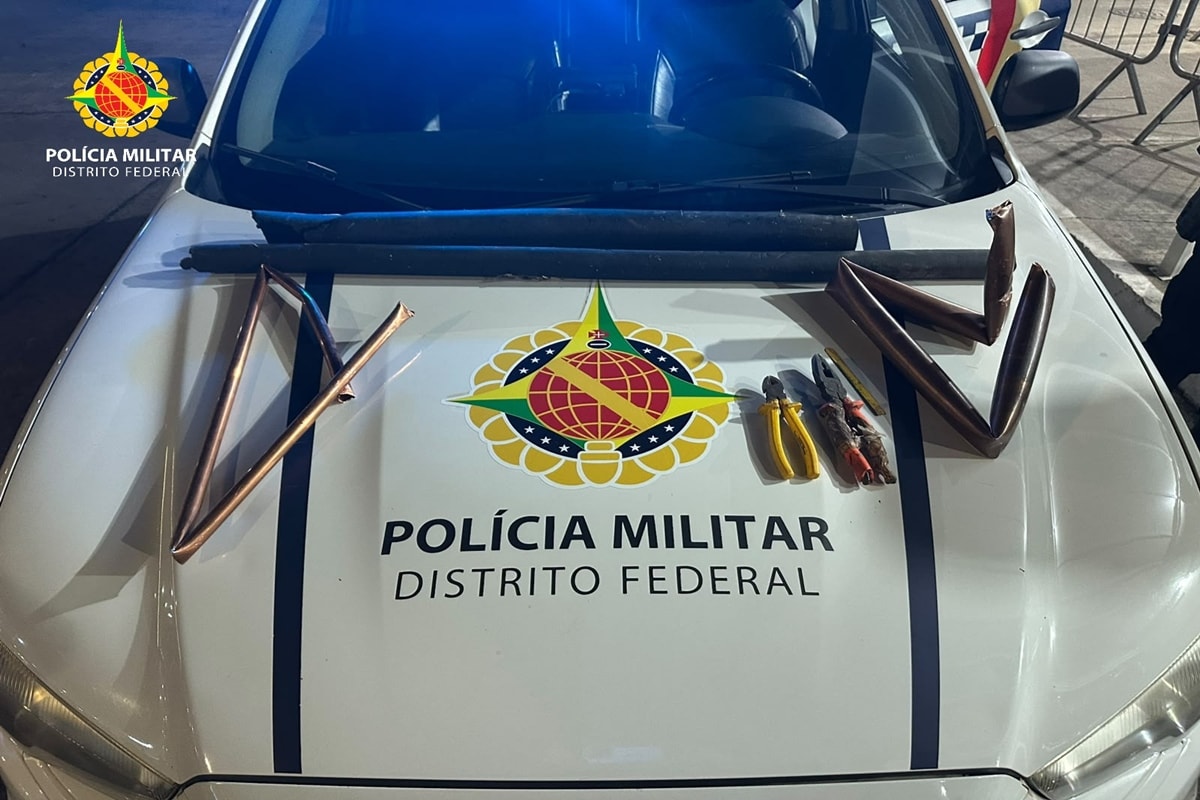 Homem é preso após roubar tubo de cobre do Teatro Nacional