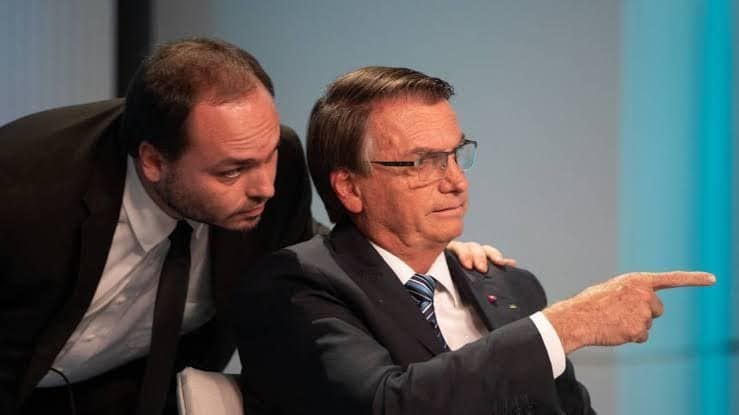 Jair Renan Bolsonaro anuncia pré-candidatura a deputado federal por SC
