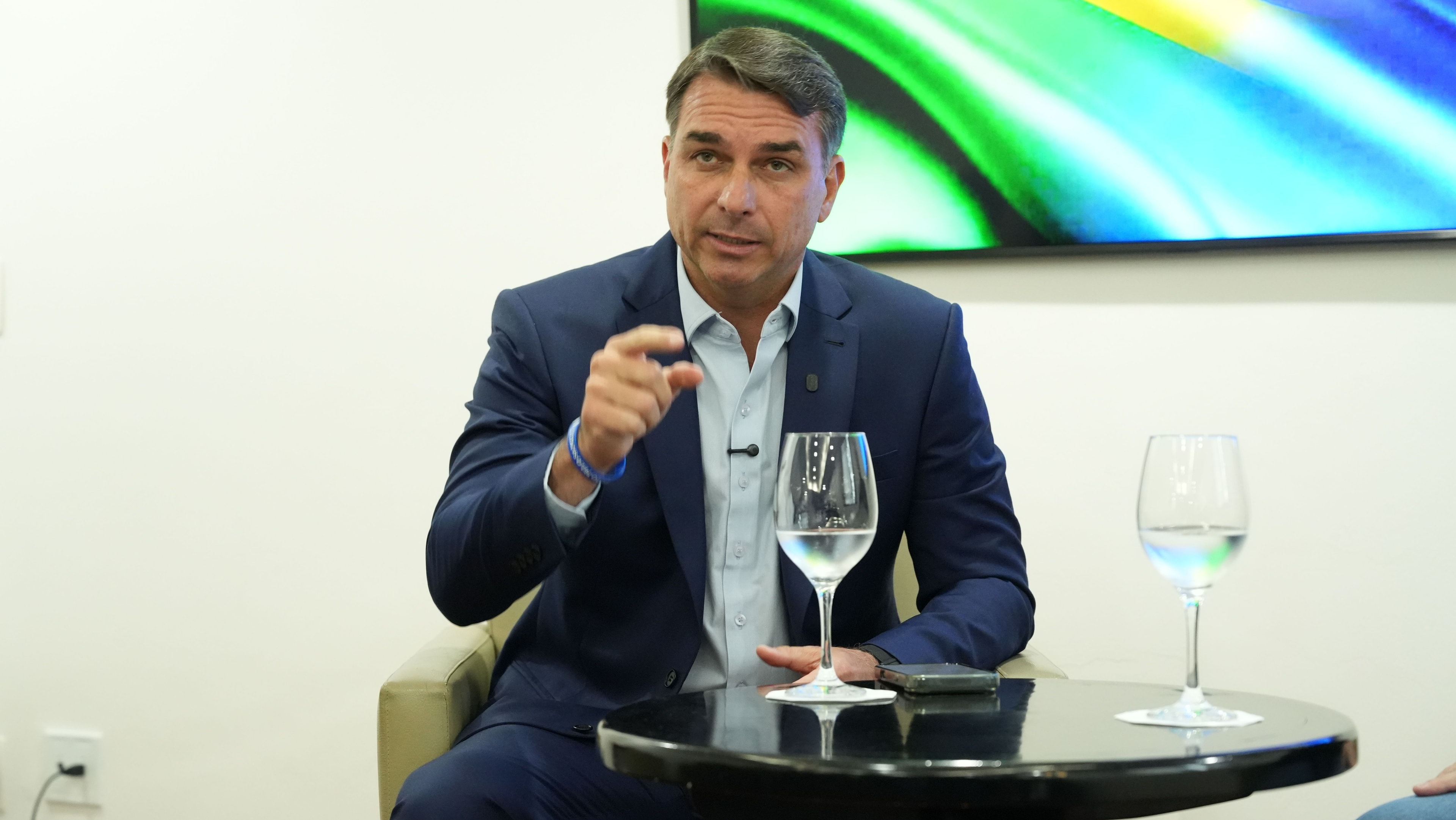 Antonio Tabet faz novo post sobre Nossa Senhora após decisão do TSE