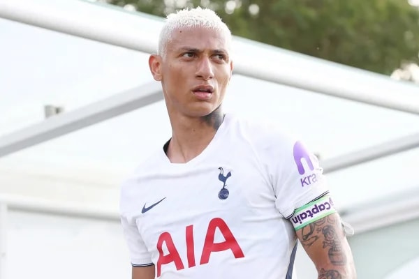 Tottenham não inscreve Richarlison para a disputa da Premier League