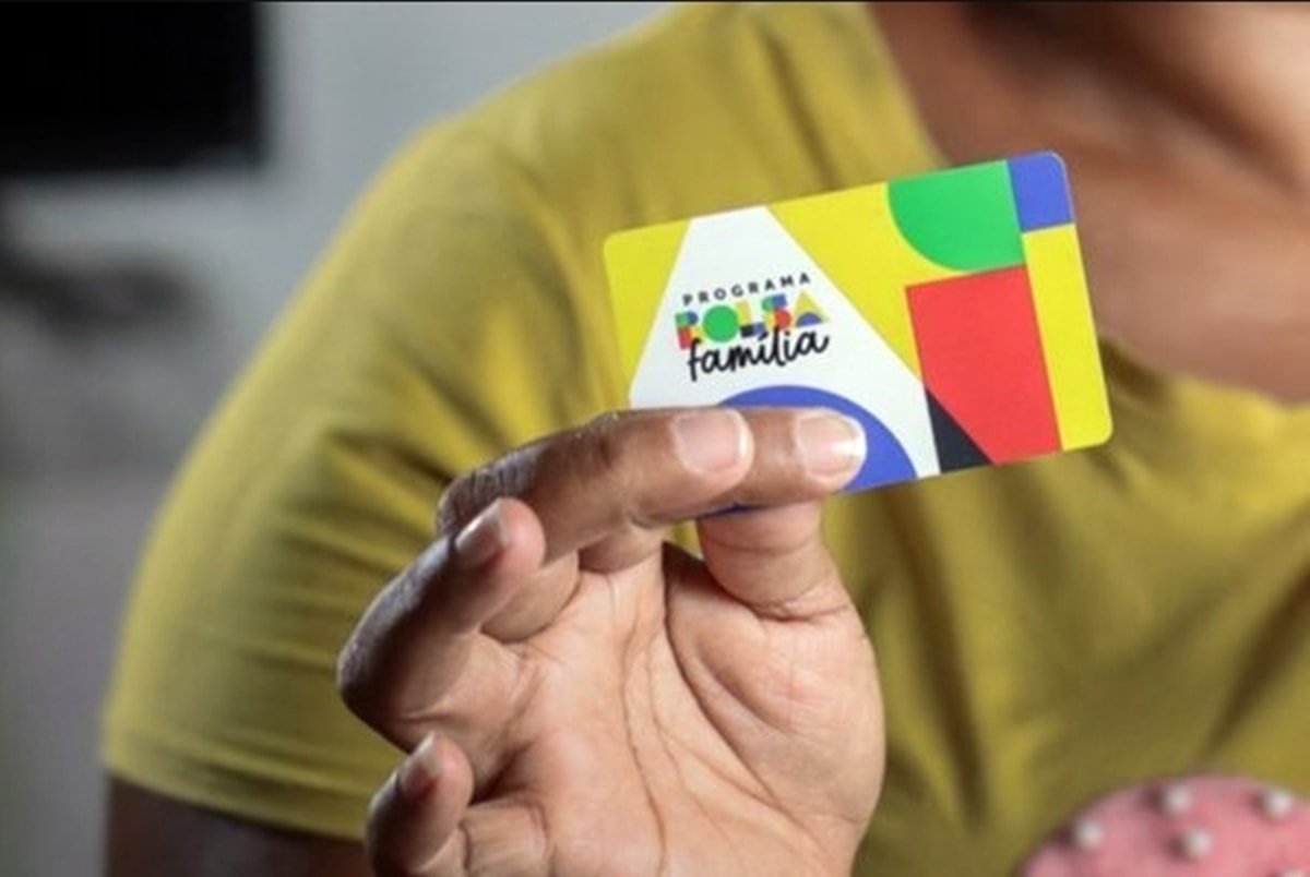 Bolsa Família começa a ser pago nesta quinta-feira (17/9); veja calendário