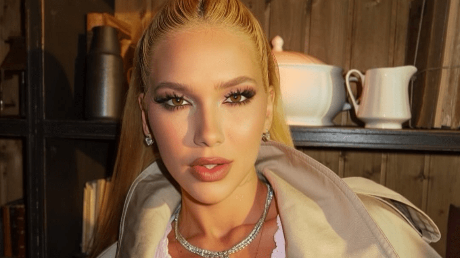 Virginia mostra mimo que Kim Kardashian mandou para ela e Vini Jr