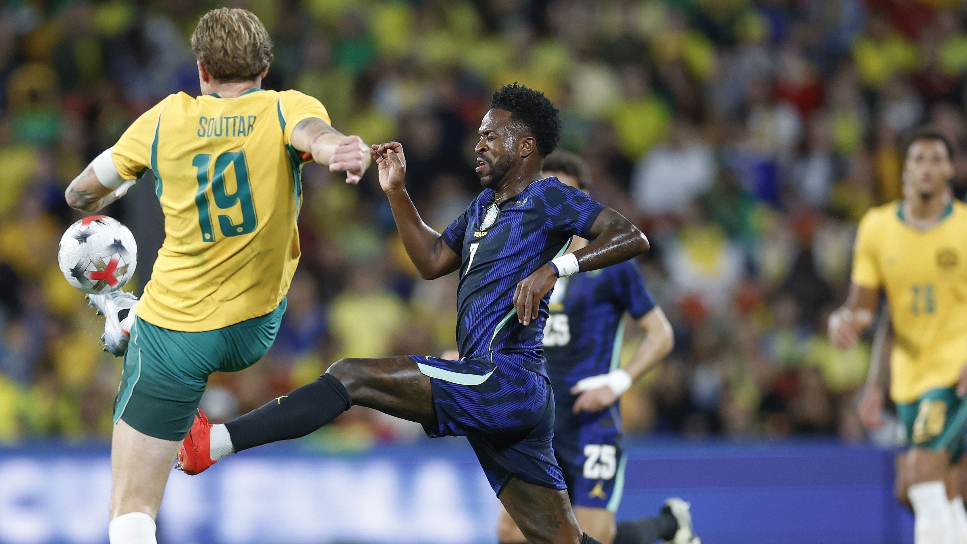 Galvão Bueno faz pedido a Ancelotti após vitória da Seleção Brasileira