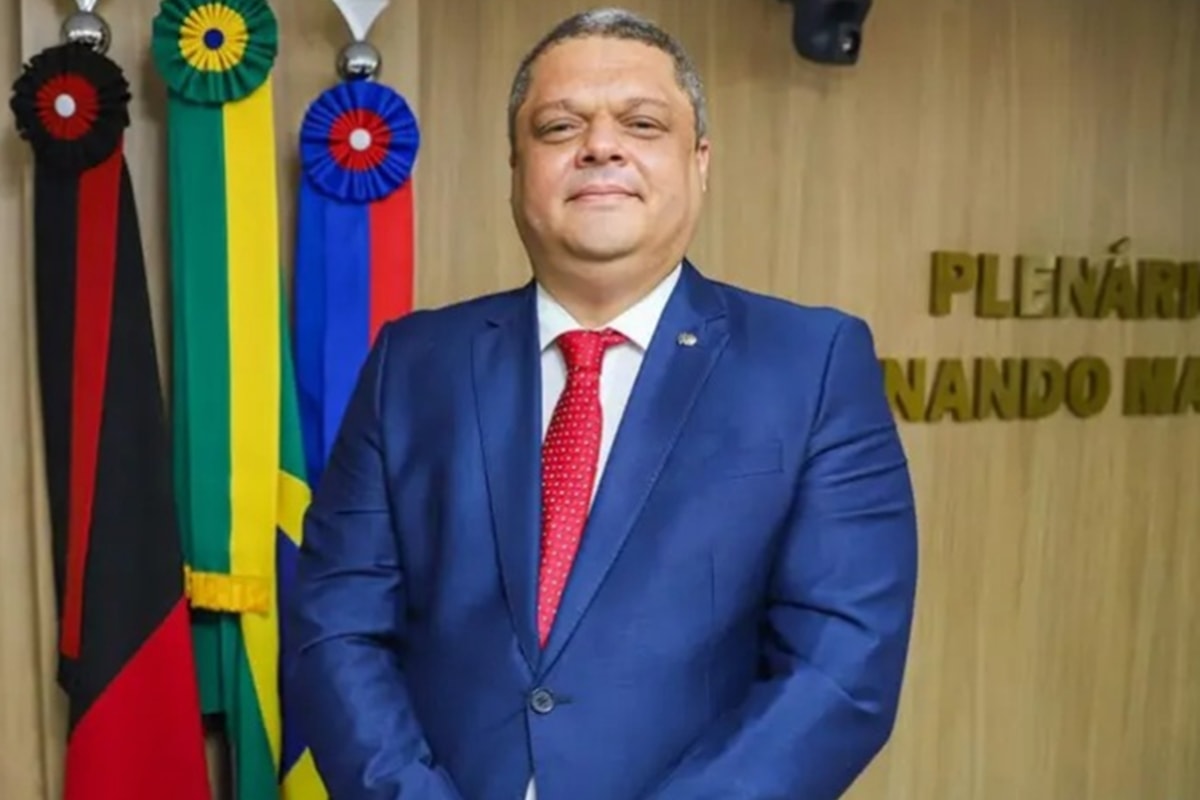 “Amigão”: prefeito é afastado por suspeita de direcionar licitação para o CV