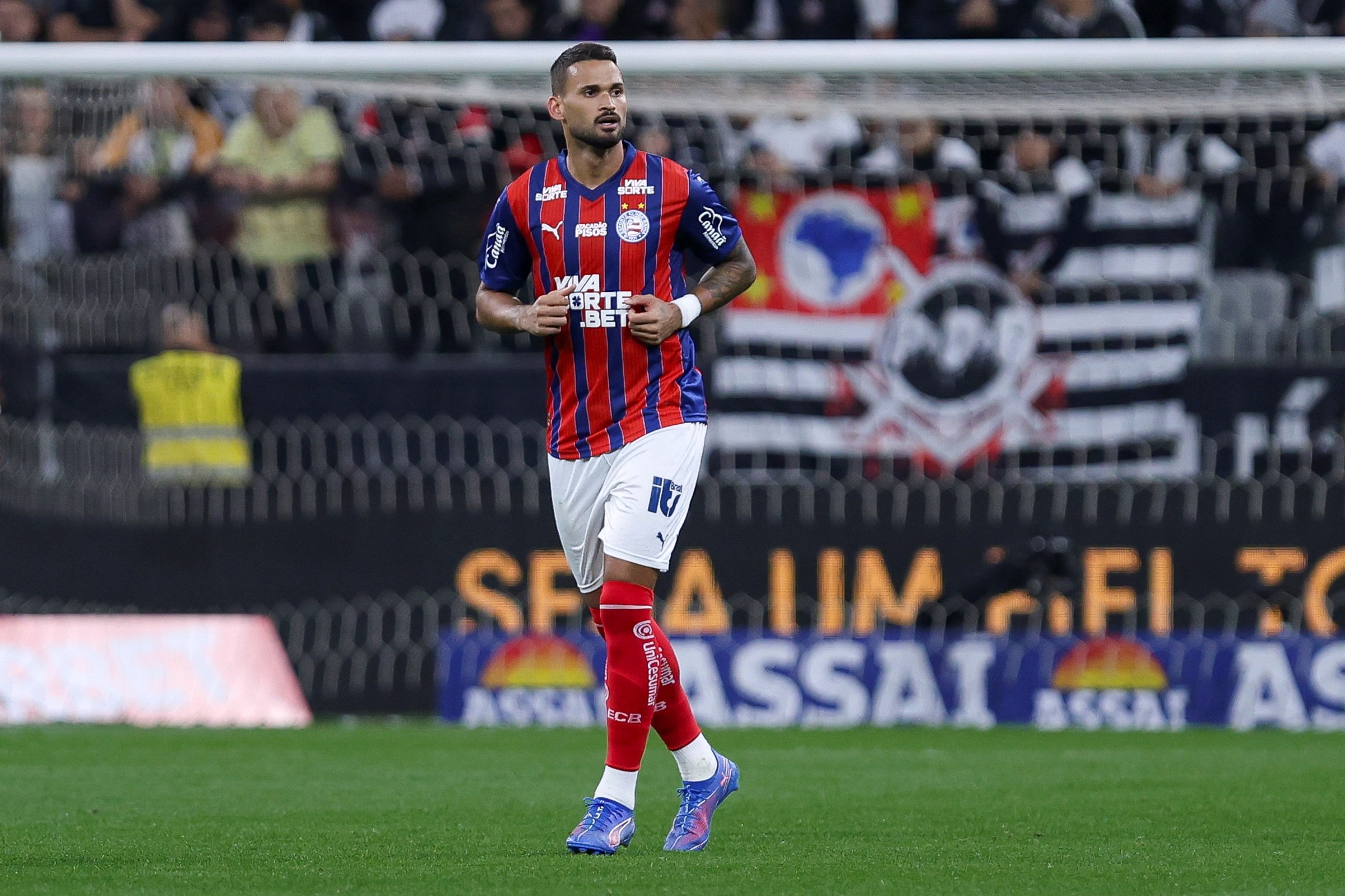 "O nordestino é antes de tudo um forte": Bahia rebate posts de Willian José