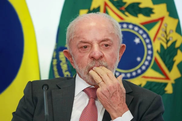 Lula planeja evento no Planalto na quinta para anunciar fila do INSS zerada