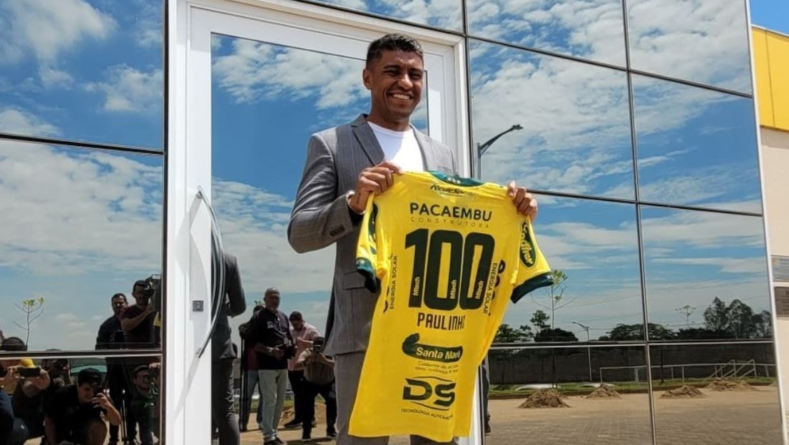 Cruzeiro mira contratação de Paulinho, ex-Seleção, para cargo na diretoria