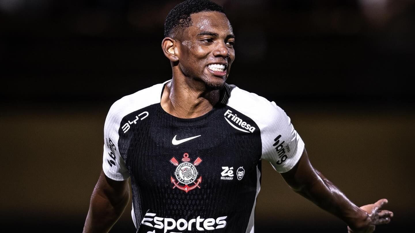 Corinthians é surpreendido pela lanterna Chapecoense e perde no Brasileirão
