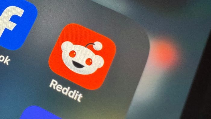 Reddit usa IA para resolver problema que existe por conta da tecnologia