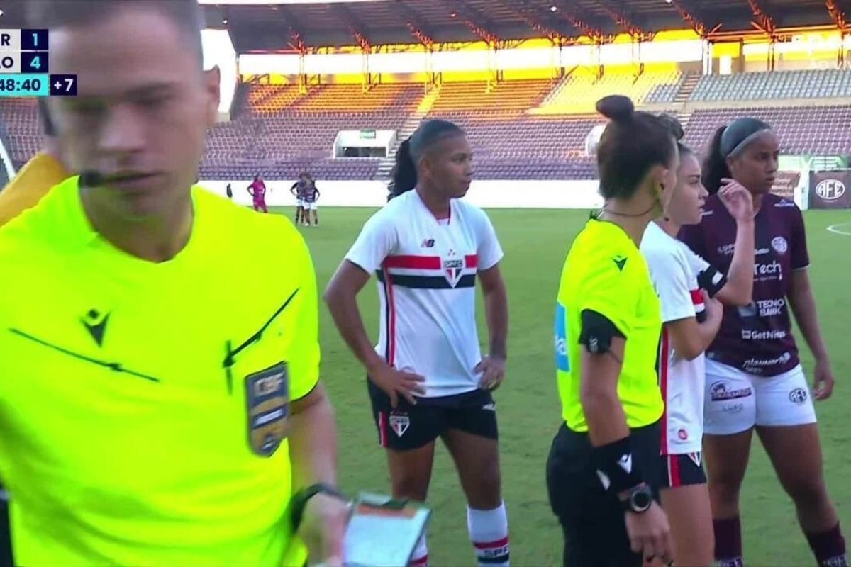 Jogadora do São Paulo sub-20 acusa maqueiro de misoginia; confira