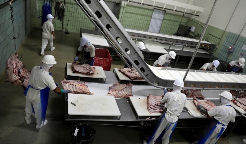 Fim da escala 6×1 já deve pressionar inflação de janeiro, diz ABPA