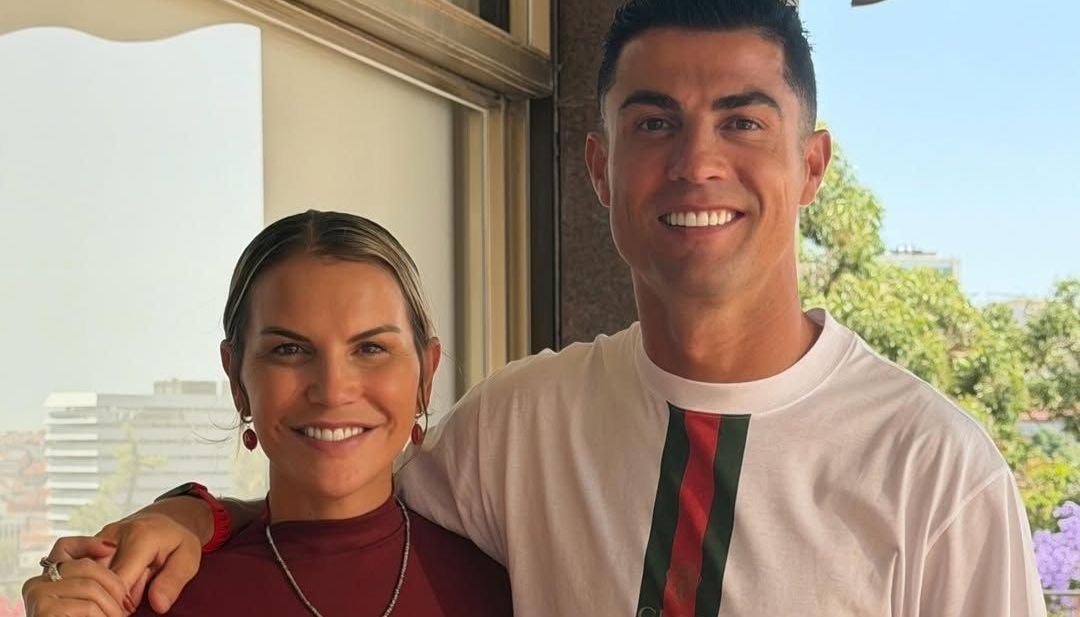 Irmã defende Cristiano Ronaldo após críticas e ironiza: “velho de muletas”