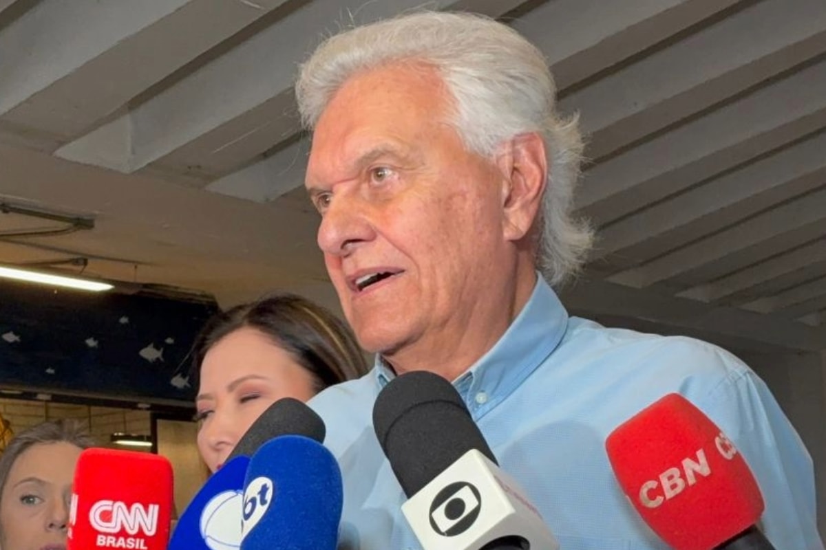 Caiado diz que Lula e Flávio "têm muito a explicar" sobre investigações