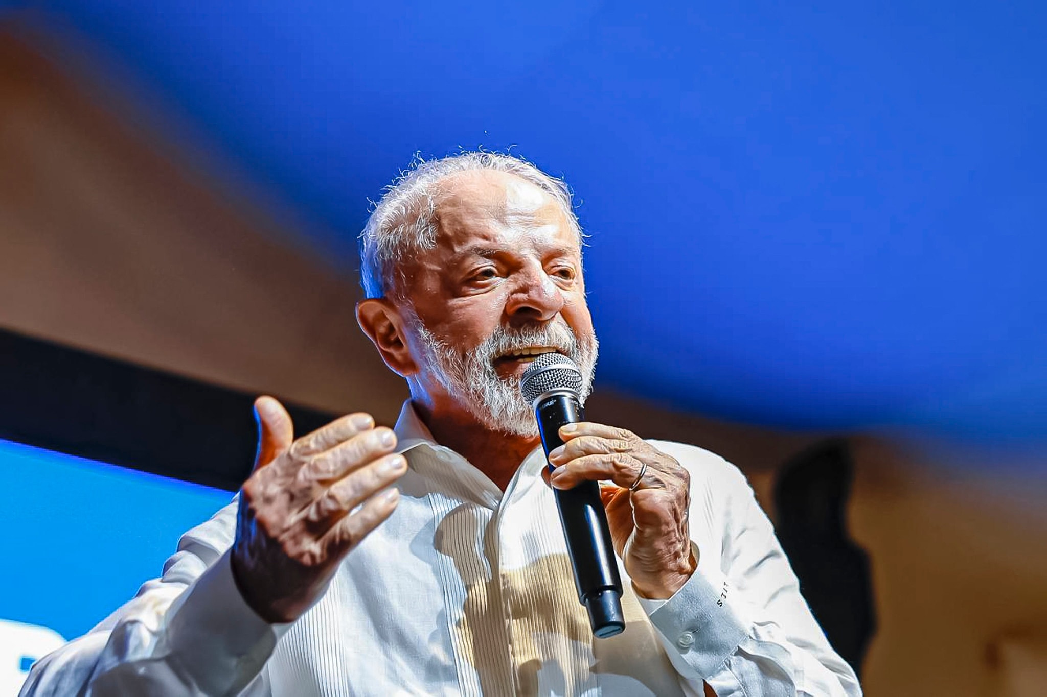 Lula enfatiza que dados bons de inflação e emprego ainda são pouco para o povo