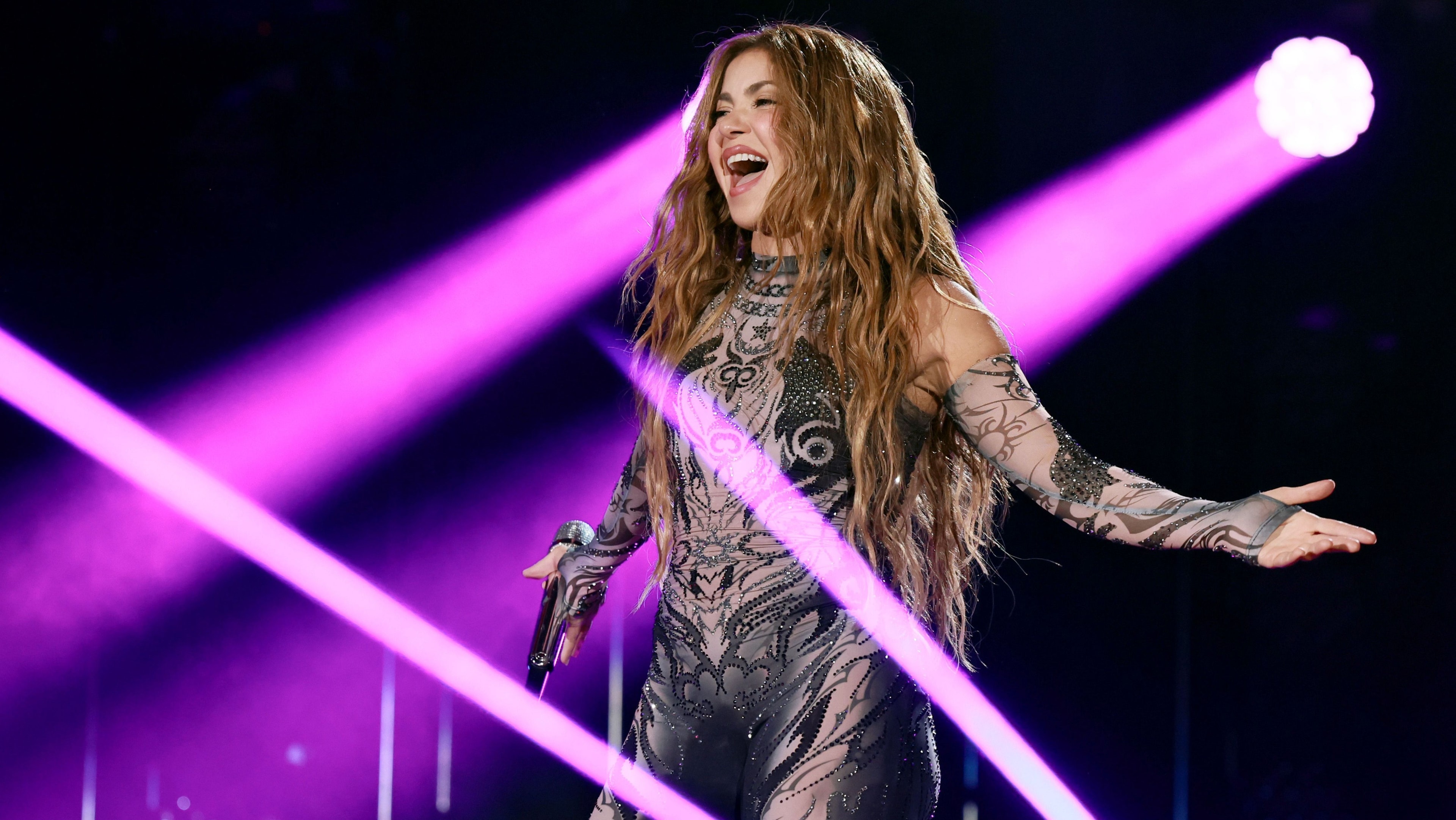 Confira curiosidades sobre o show da Shakira em Copacabana