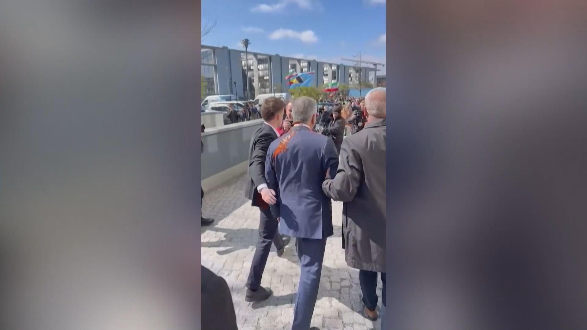 Navio iraniano apreendido pelos EUA transportava suprimentos médicos