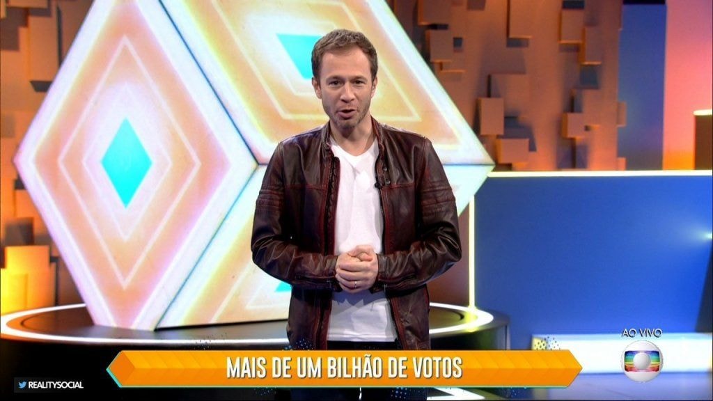 Gil do Vigor afirma que tentou sair com mulheres após o BBB