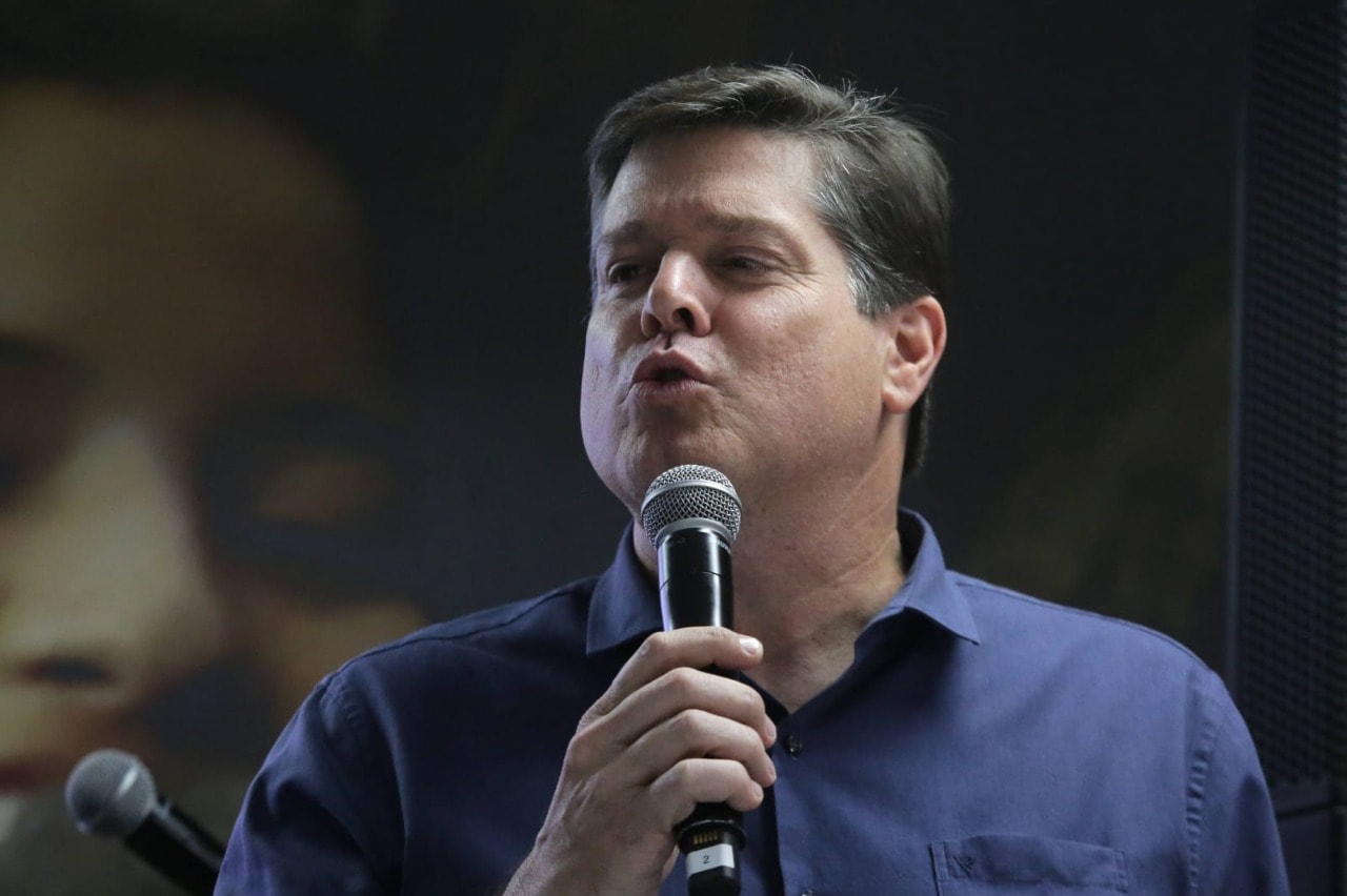 MDB oficializa neutralidade na disputa ao Planalto e libera diretórios