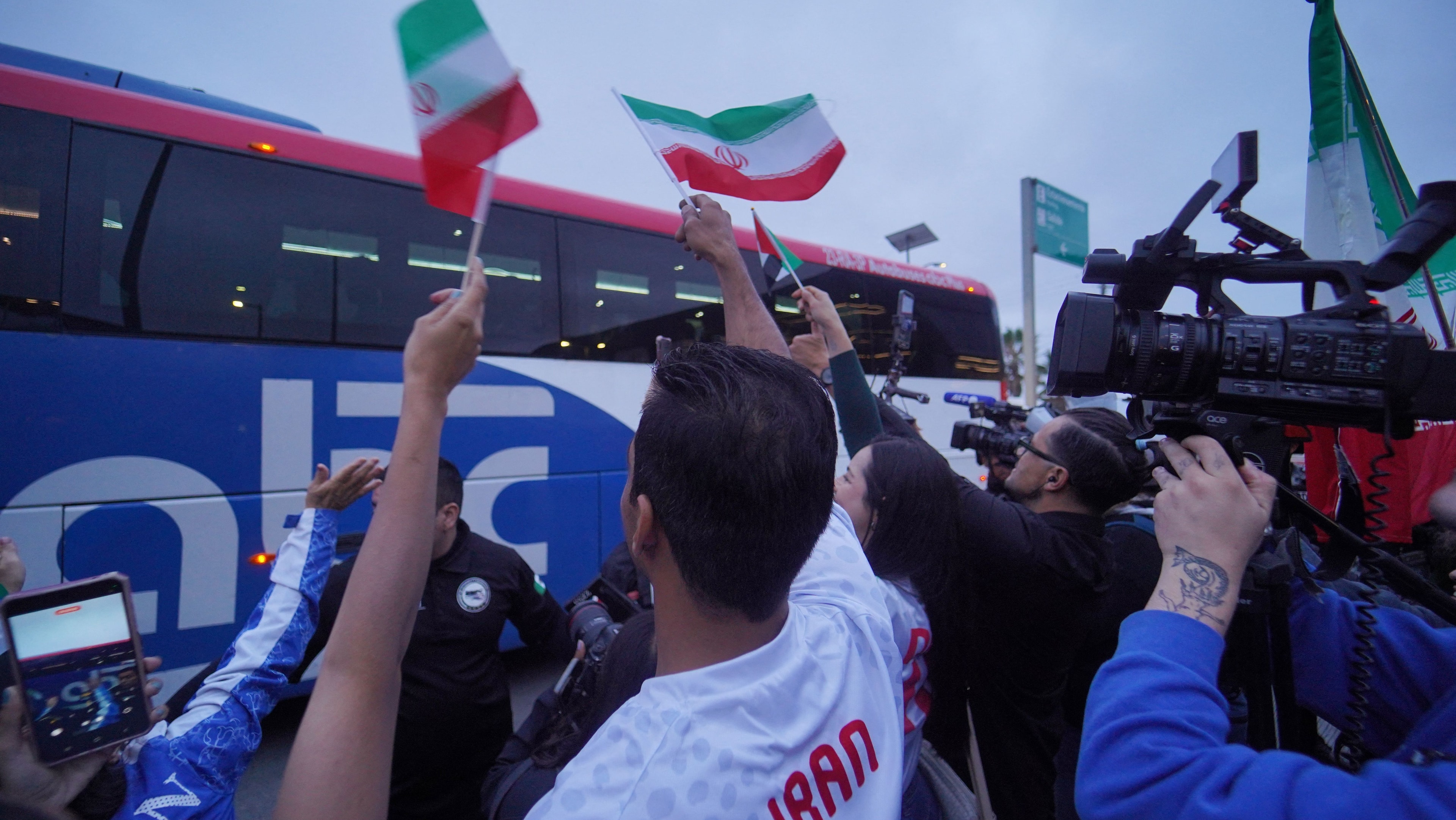 Iranianos nos EUA planejam protesto antes da estreia da seleção na Copa