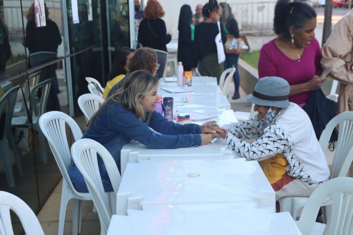 Moradores do Gama recebem evento com atendimento jurídico gratuito