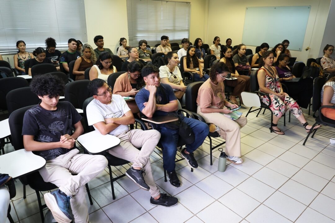 Jovens no Amazonas fortalecem conhecimento e territórios por meio de pesquisas científicas