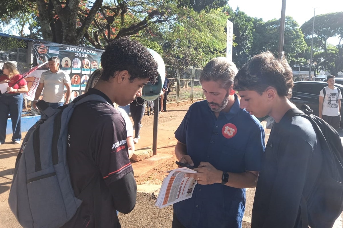 Leandro Grass diz que quer cuidar da formação dos jovens no DF
