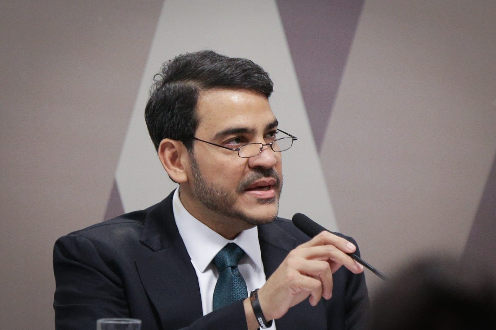 Messias faz comentário sobre apoio de Mendonça após rejeição no Senado