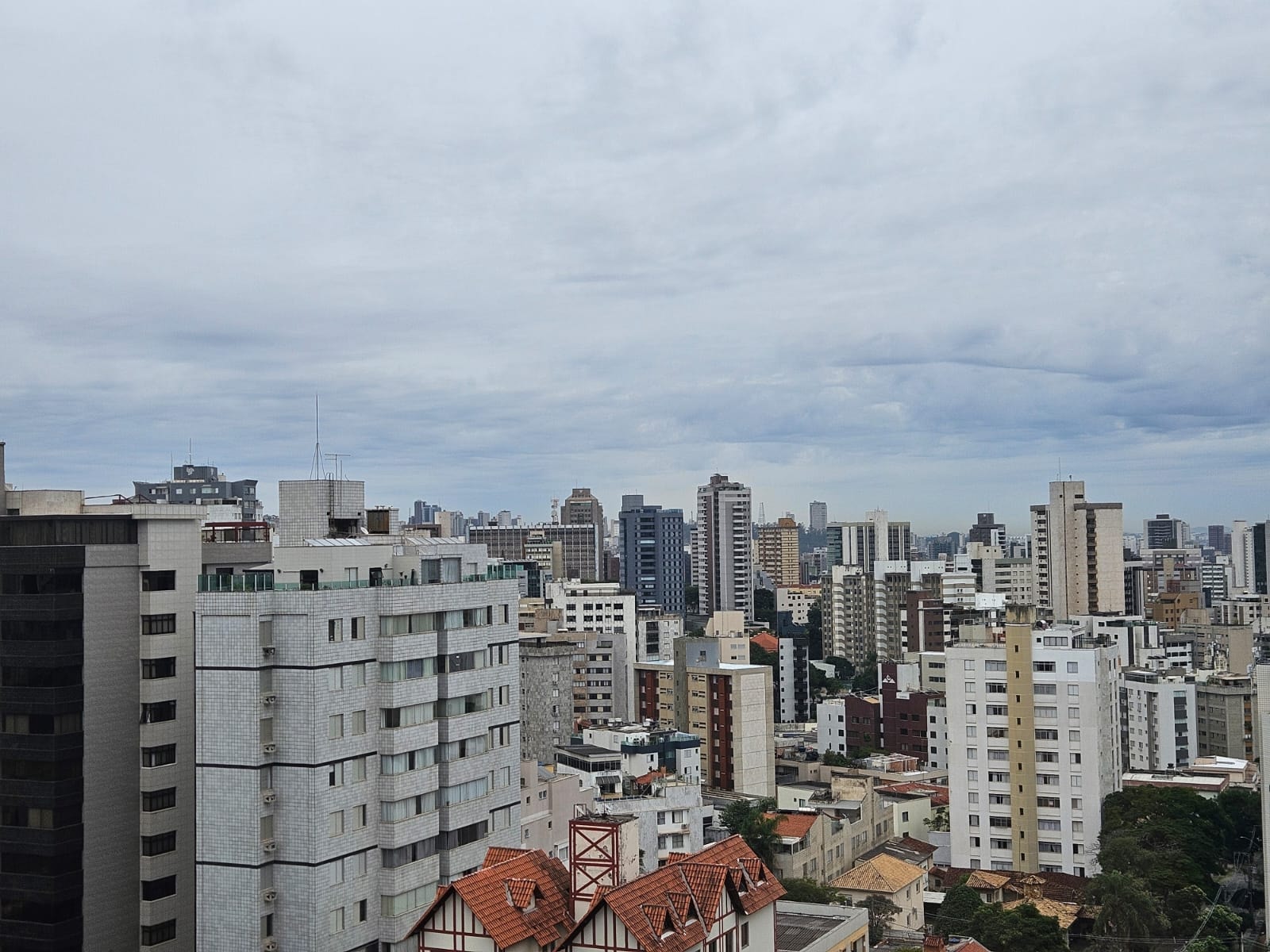 BH entra em alerta de frio até domingo (19/7); veja recomendações