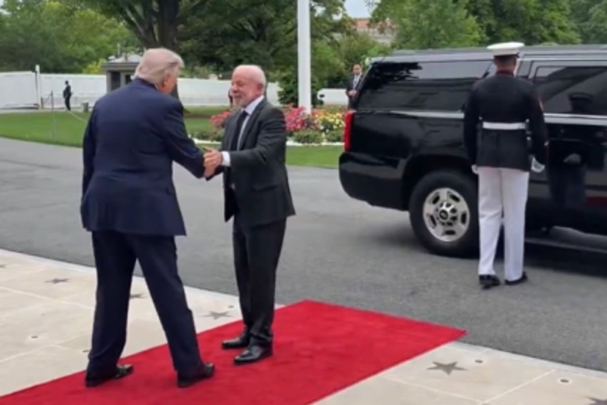 Após reunião, Trump diz que Lula "é um bom homem" e "inteligente"