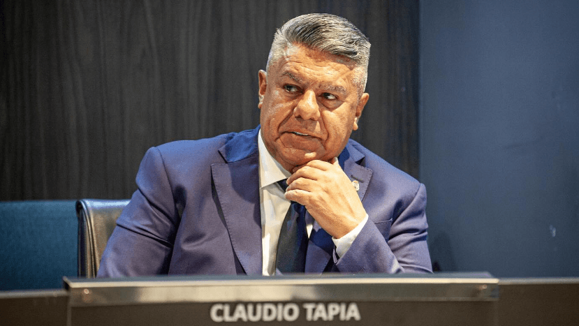Athletico-PR perde para Boca Juniors em amistoso e tem goleiro expulso