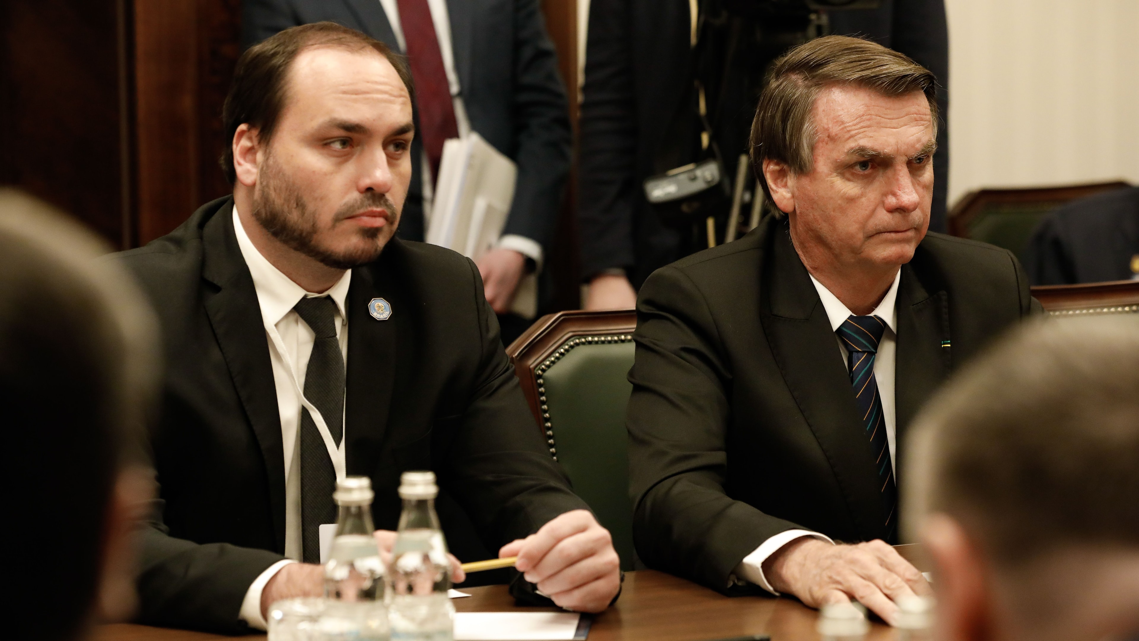 Flávio pede a aliados que mantenham campanha ativa nas redes e nos estados