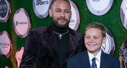 Mãe de Davi Lucca explica por que ficou de fora do leilão de Neymar