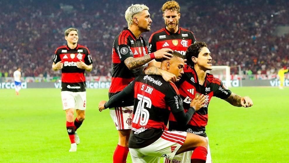 Fabrício Bruno reage às vaias da torcida do Flamengo para Gerson: “Triste”