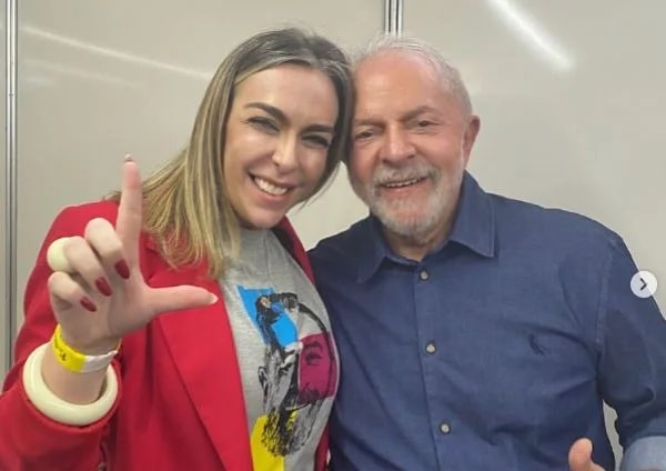 Fotos com Roberta Luchsinger desgastam Lula e campanha tenta conter danos
