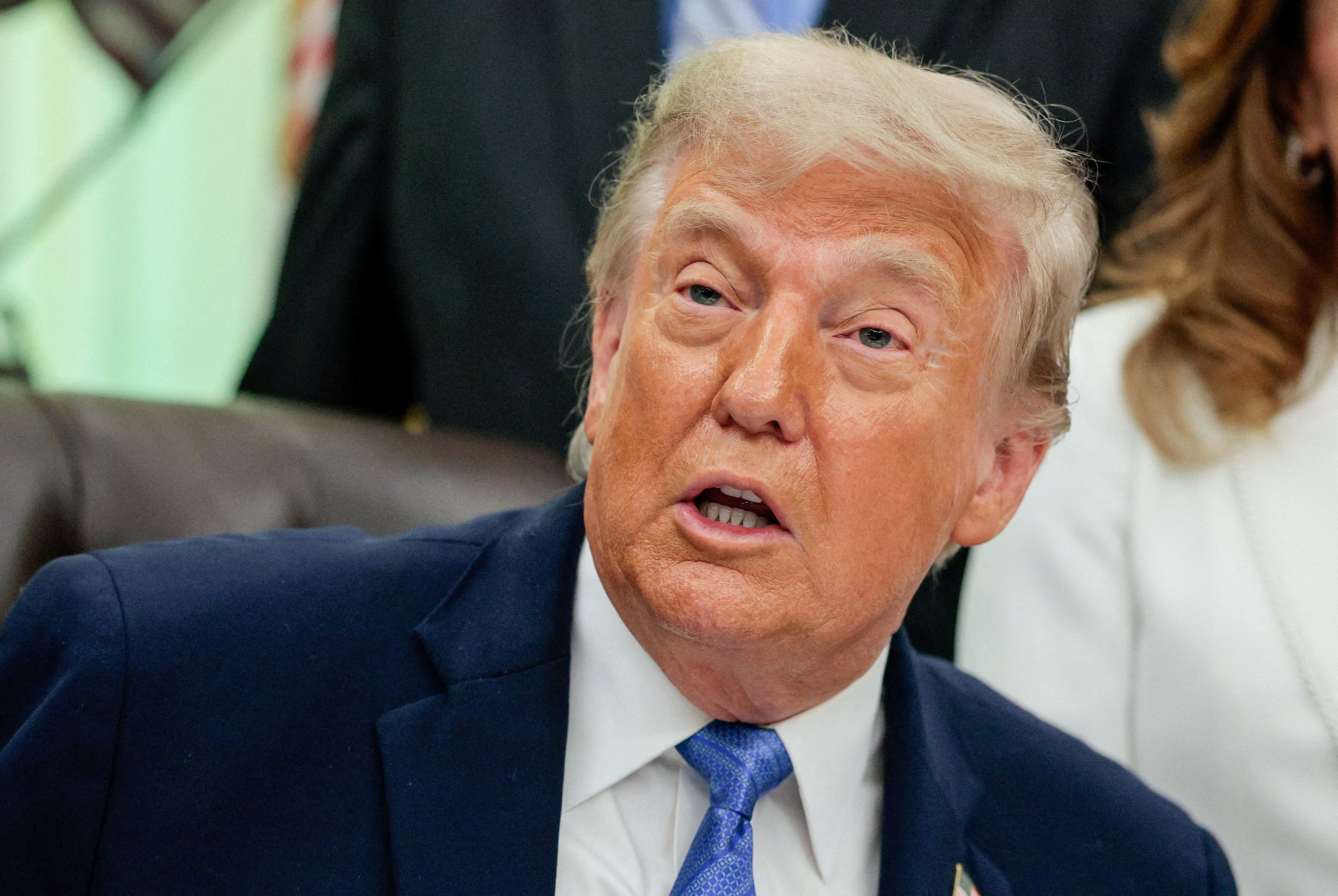 General de alto escalão de Trump busca saída para a guerra, dizem fontes