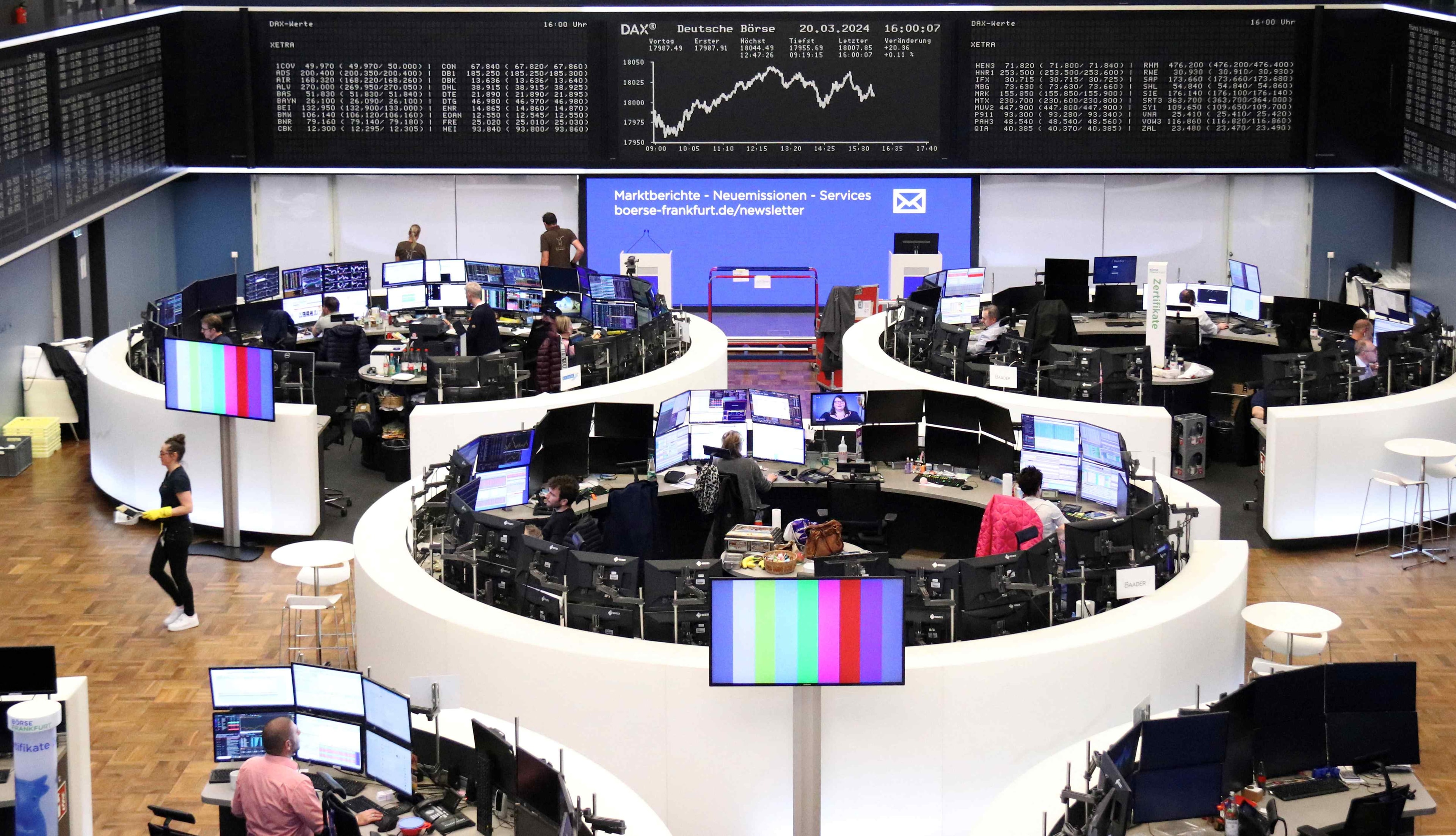 Bolsas europeias fecham em alta e quebram sequência de 4 dias de perdas