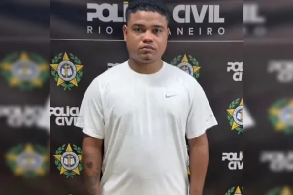 Cocão, traficante do TCP, é preso no Aeroporto do Galeão ao chegar de Dubai