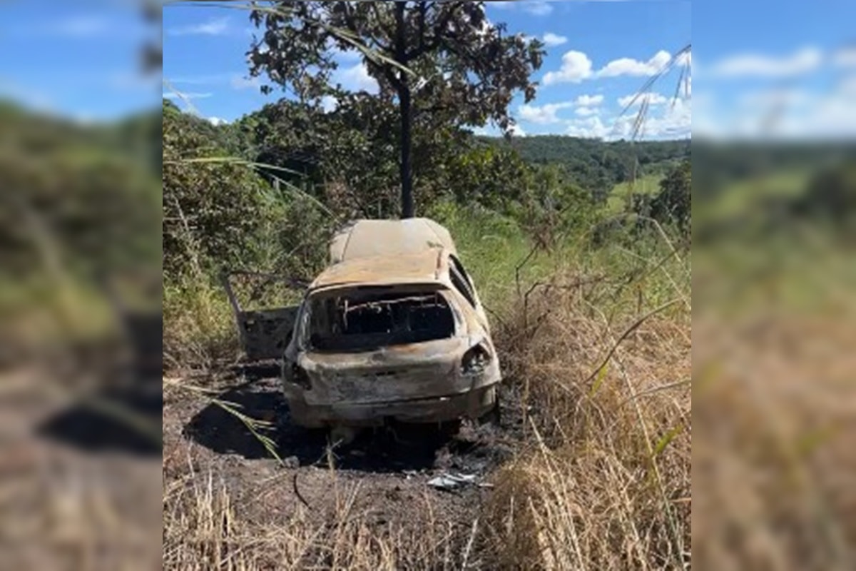 Dupla de latrocínio fugiu com carro de italiano e ateou fogo depois. Veja vídeo