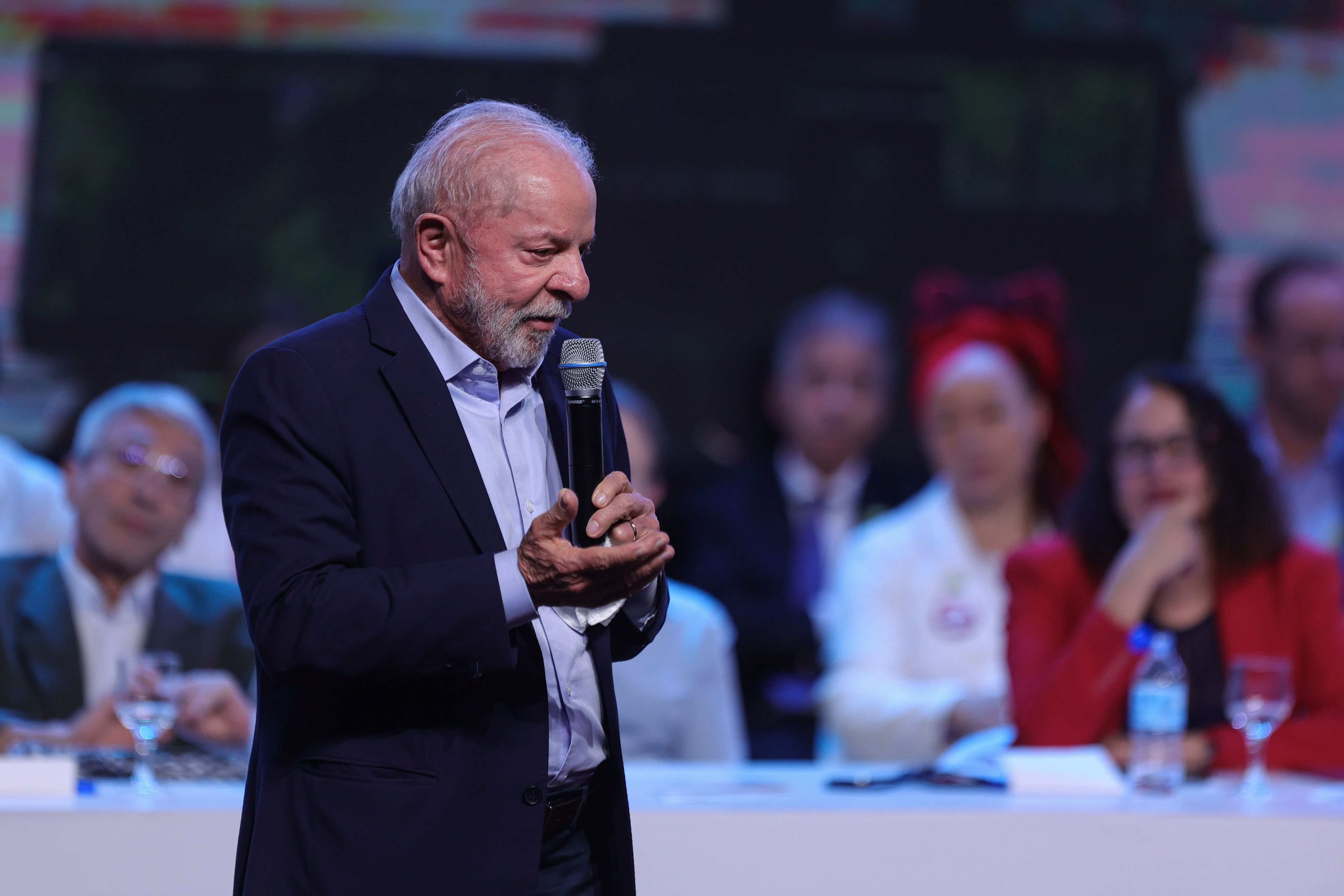 Em convenção, PCdoB oficializa apoio à reeleição de Lula